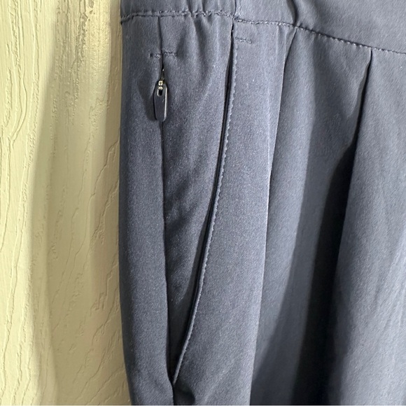 BR Standard (Banana Republic) crop/ankle pants, pull on, activewear, travel - Picture 6 of 8